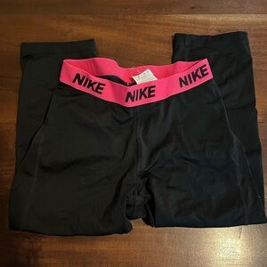 Nike Kids Leggings with Vibrant Pink Waistband